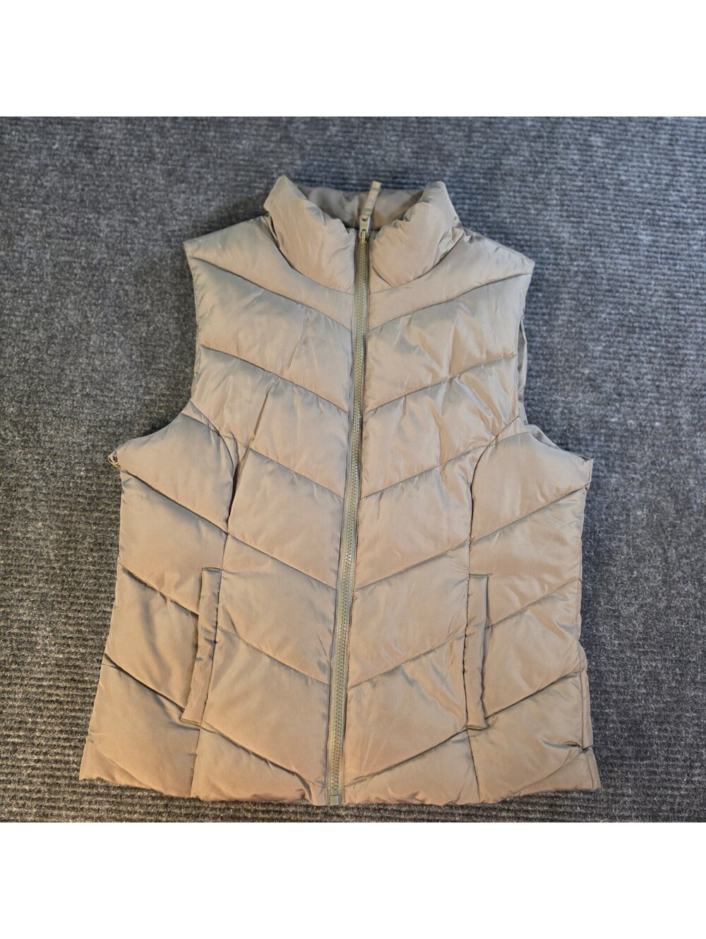 Aeropostale Remixed Down Puffer Vest Medium Khaki
